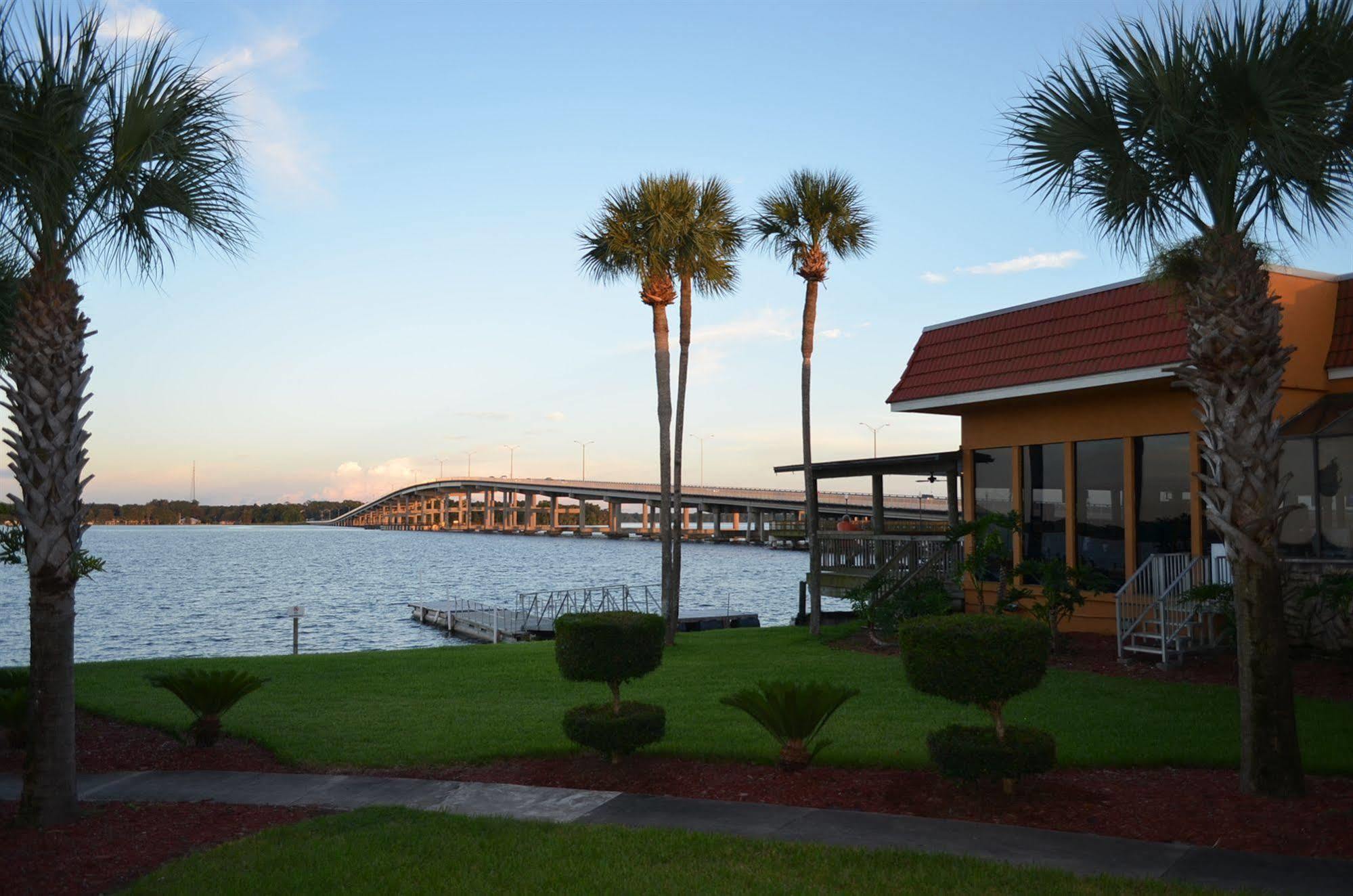 Hotel Quality And Riverfront