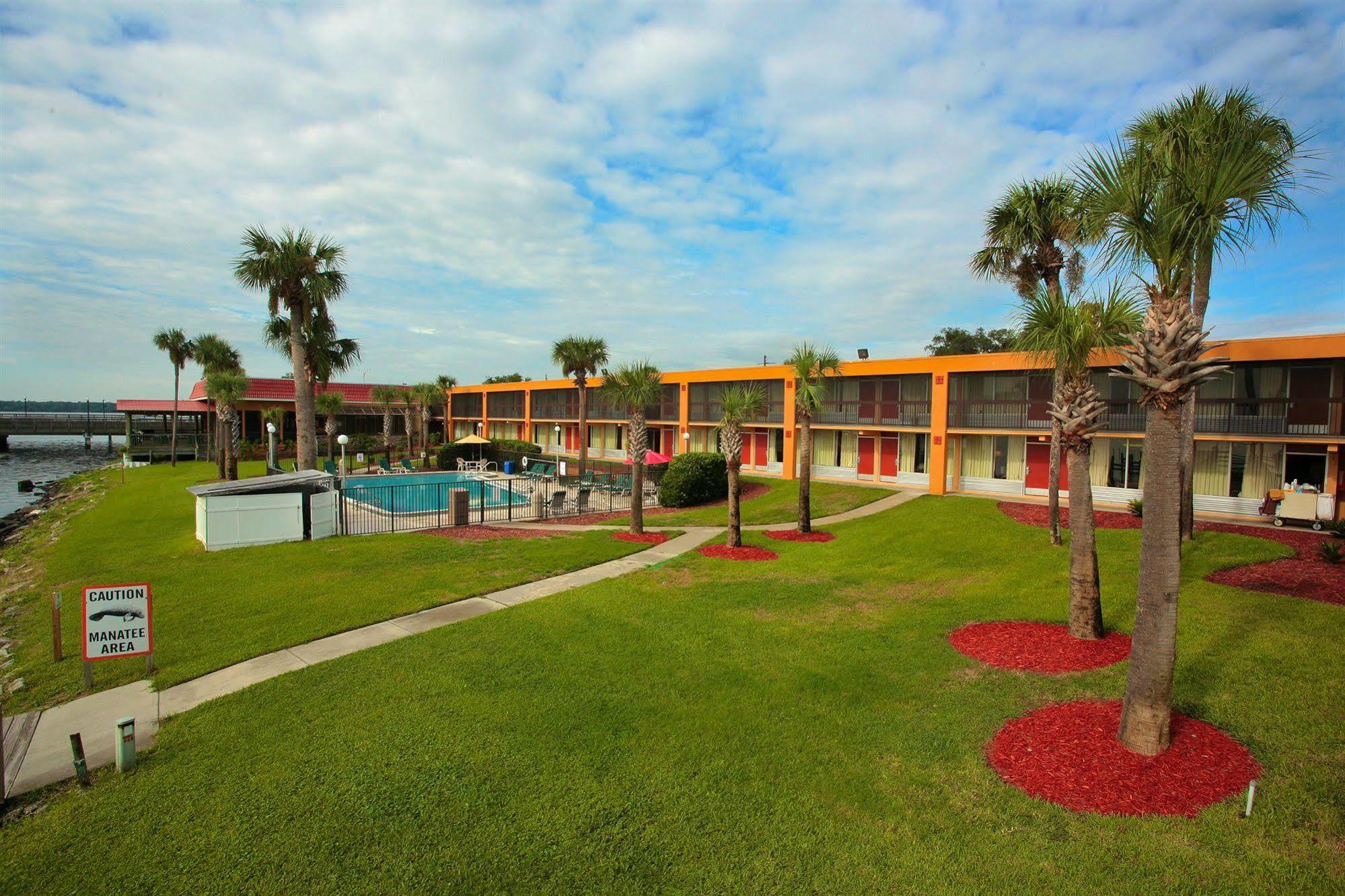 Quality And Riverfront 2* Palatka